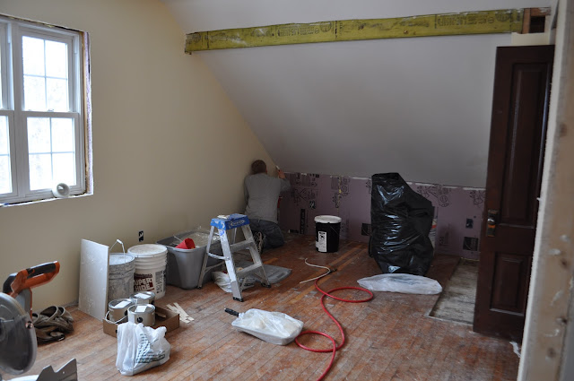 bedroom demo sheetrock 2